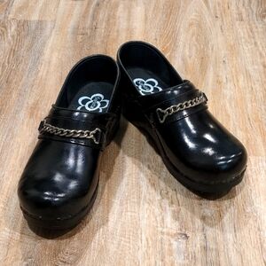 Sanita Black Clogs with Decorative Chain  Women's size 39 Euro (8.5-9 US)